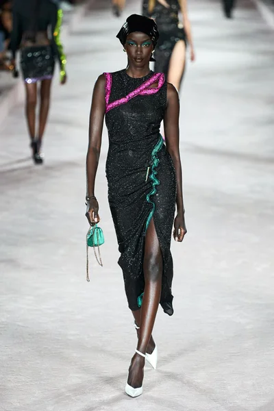 Look 73